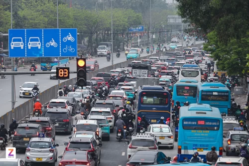 VAMA khẳng định quy định hạn chế xe xăng tại Hà Nội không áp dụng với xe mới